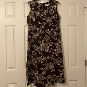 Studio I 100% polyester Dress brown floral print
